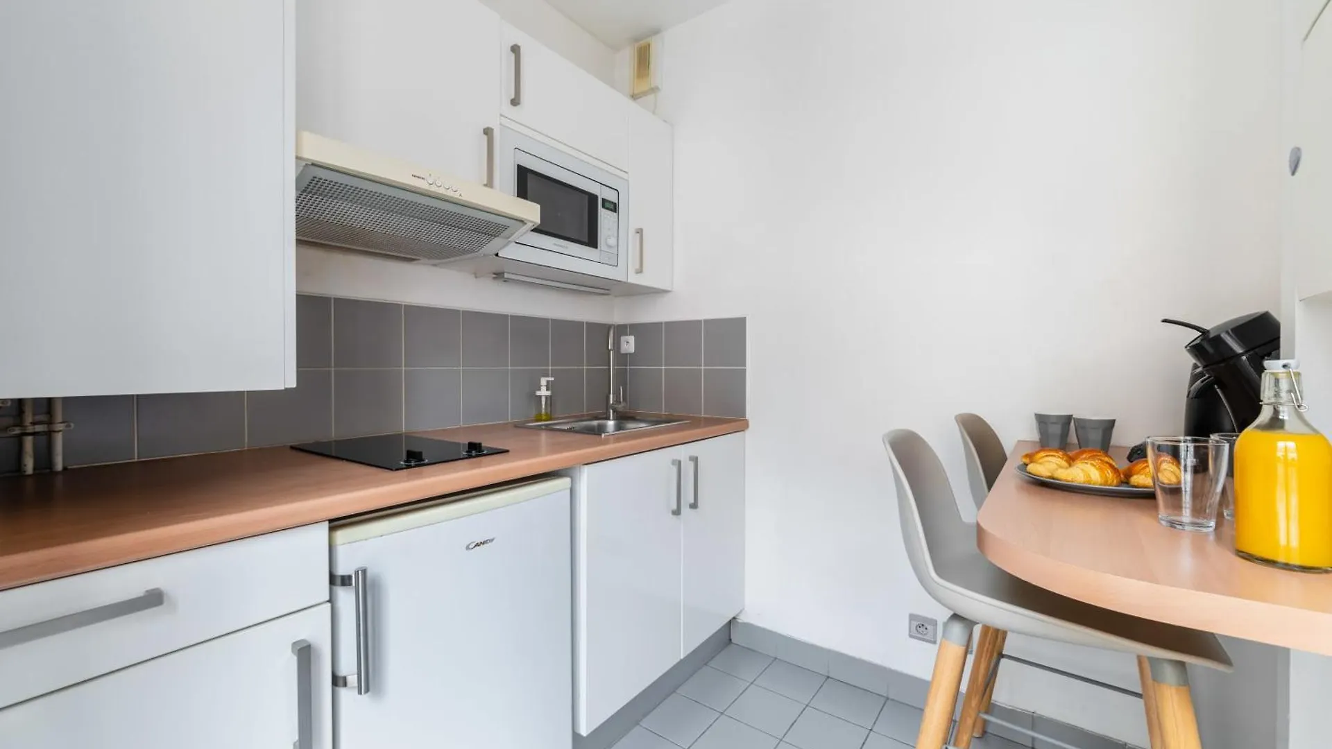 204 - Charmant Studio Jardins Des Plantes -Paris 5 - Flat-Guest 0*, Paris Fransa